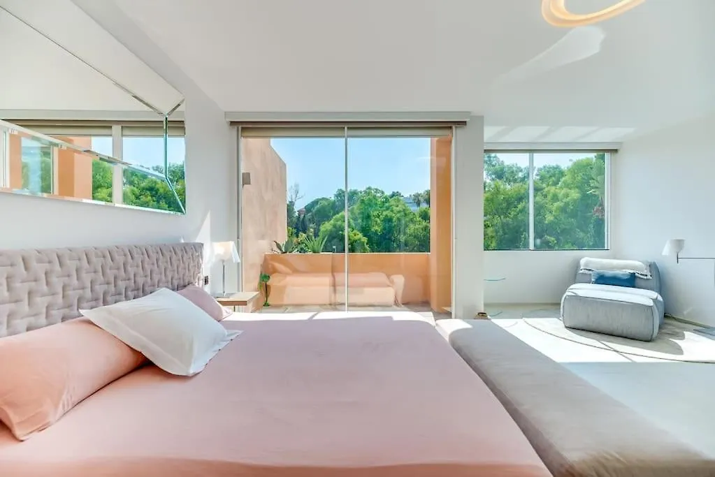 Luxury 5-Bedroom Townhouse In Puente Romano Marbella 0*,