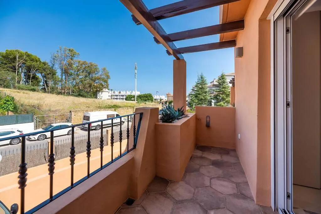 Luxury 5-Bedroom Townhouse In Puente Romano Marbella