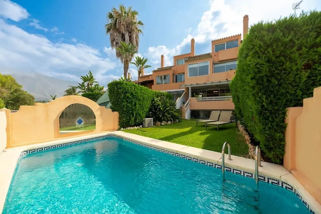 Luxury 5-Bedroom Townhouse In Puente Romano Marbella Spain