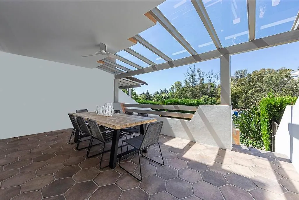 Luxury 5-Bedroom Townhouse In Puente Romano Marbella